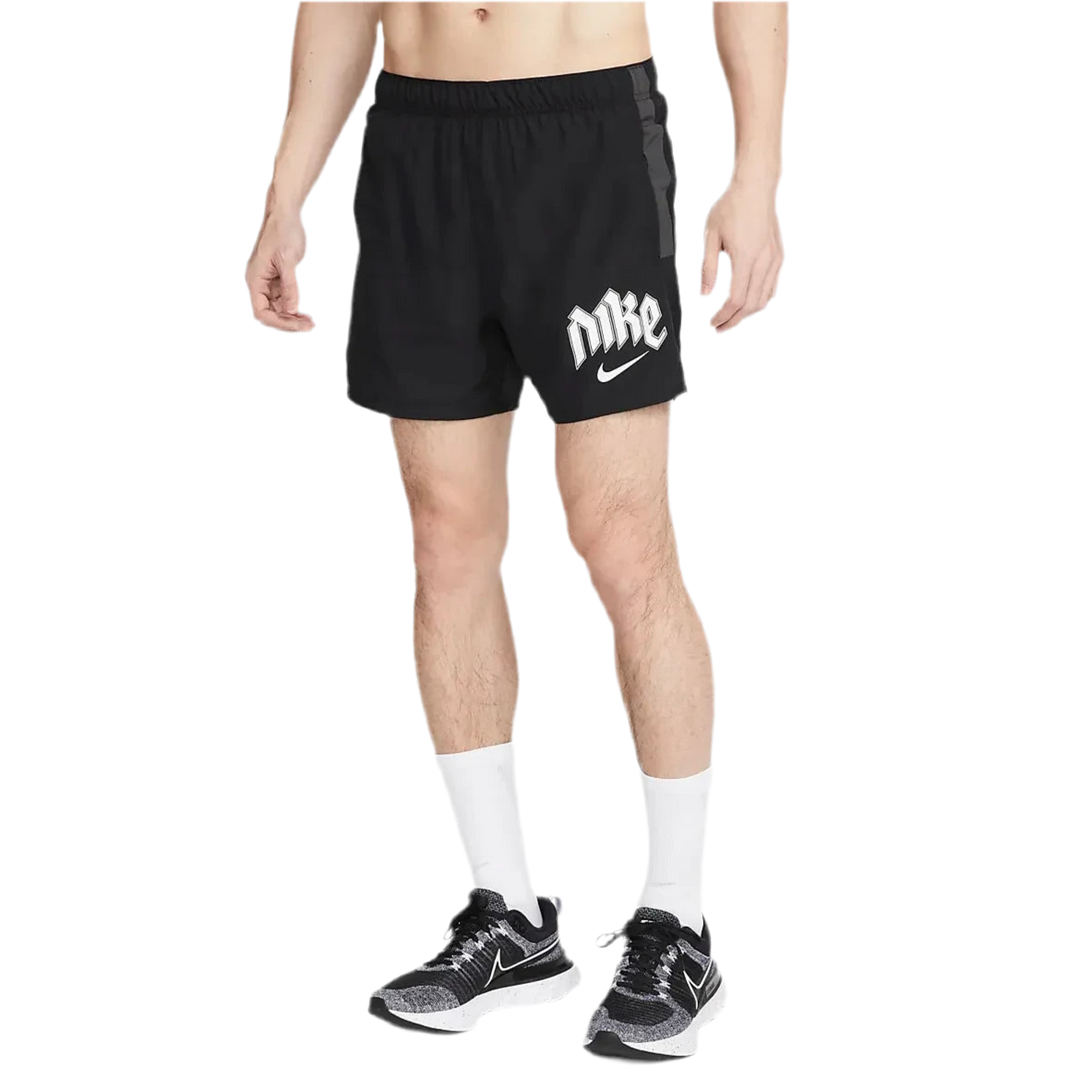 Nike - Black Challenger RD Shorts 5”