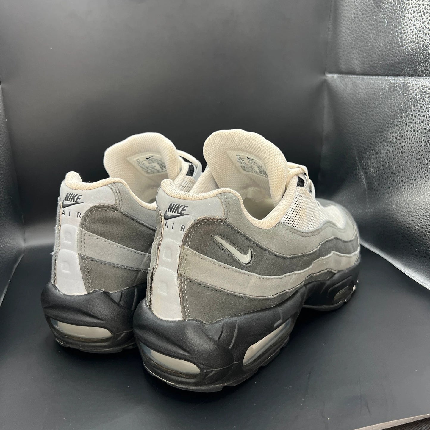Nike Air Max 95 - ‘Grey Jewels’ (2023) UK 9
