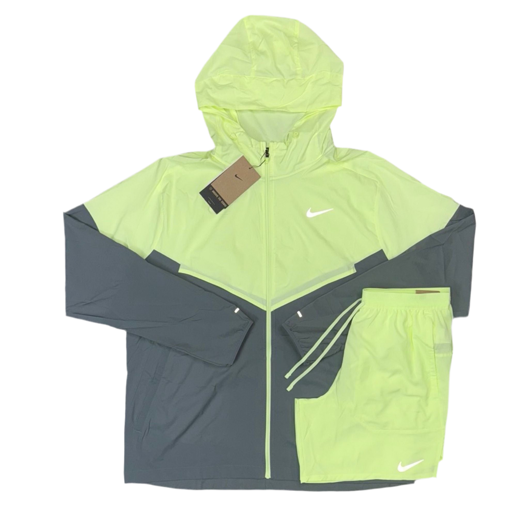 Nike - Barely Volt Set