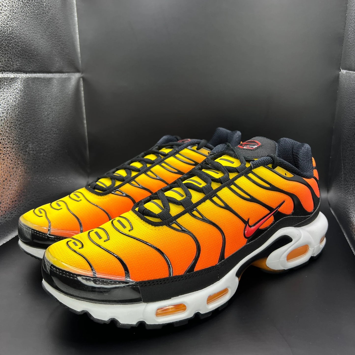 Nike Air Max Plus - 'Sunset Black Pimento' UK 9